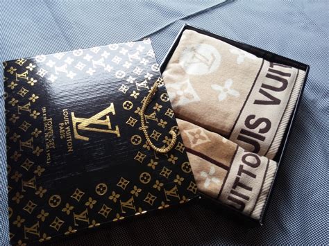louis vuitton bathroom towels